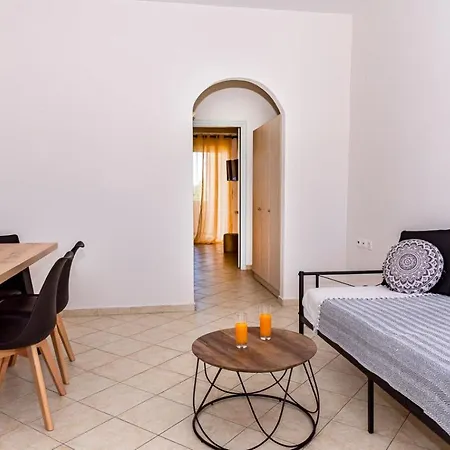 Dear With Sea View Apartment
